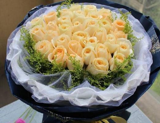 送什么花代表友谊？如何选择表达友谊的花卉？