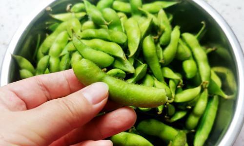 毛豆清洗技巧有哪些？如何确保毛豆洗得干净彻底？