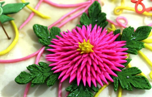 如何制作花馍玫瑰花尖花瓣？