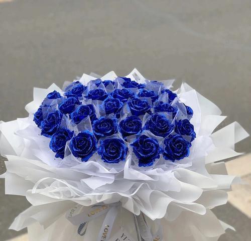 搜索蓝色妖姬花语是什么？蓝色妖姬代表了哪些情感？
