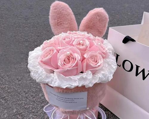 身上带的玫瑰花代表什么？不同颜色玫瑰花的含义是什么？