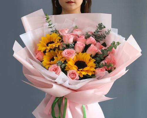 给异地女友送玫瑰花代表什么？异地恋中玫瑰花的特殊含义是什么？