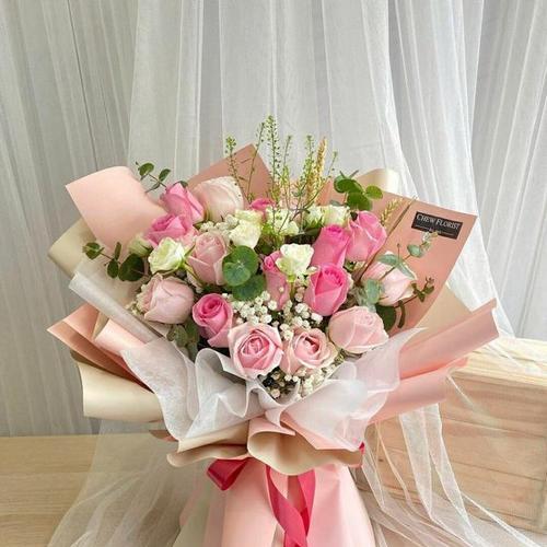 情人节开红花代表什么？红花的寓意和情人节有何关联？