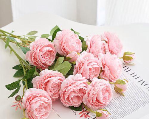 粉色假花代表什么意义？假花的象征含义有哪些？