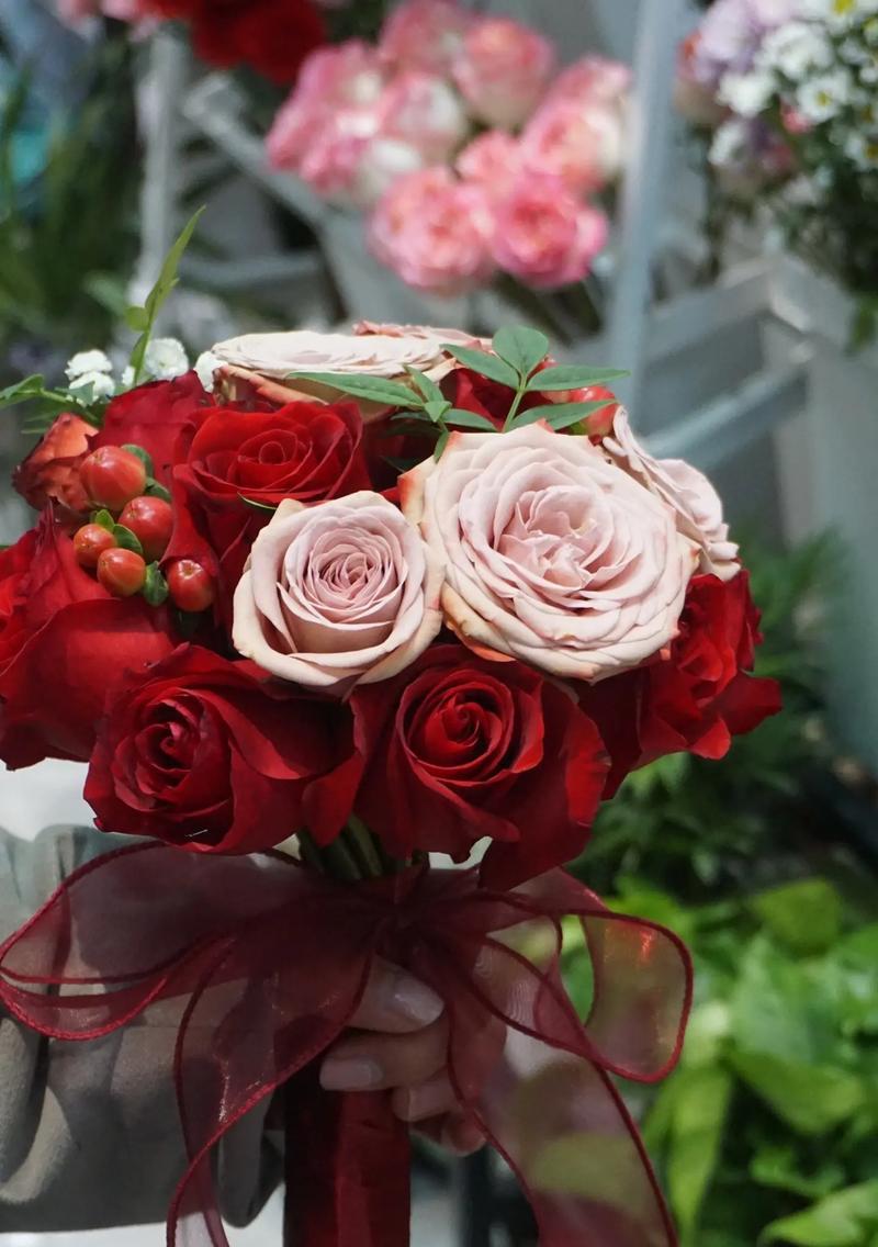 婚礼手捧花颜色的寓意是什么？