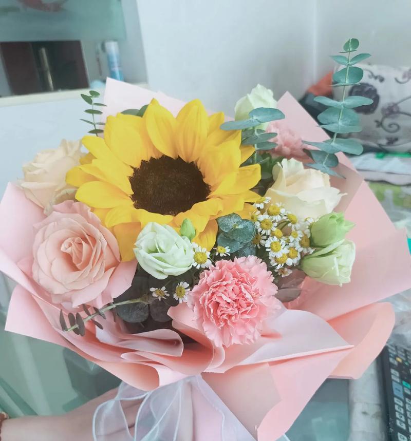 母亲节送什么花最合适？玫瑰花的寓意是什么？