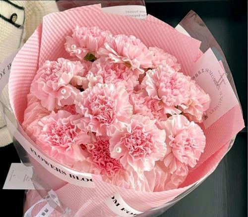 端午节送婆婆花有什么寓意？适合送哪些花给长辈？