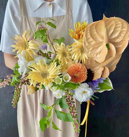 手捧花给小姑子有何寓意？小姑子收到手捧花的意义是什么？