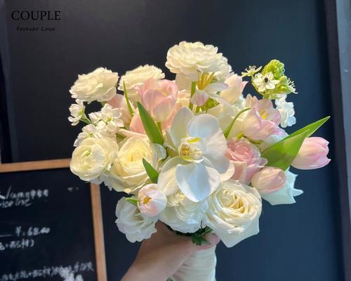 鲜花和珍珠手捧花有何寓意？它们象征什么？