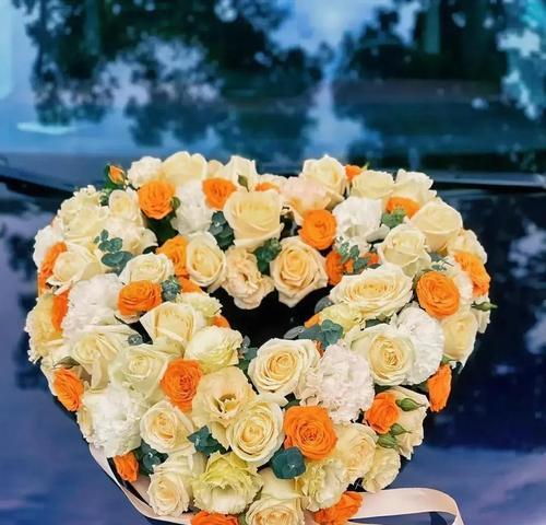 婚车挂黄色手花的寓意是什么？它在婚礼中扮演什么角色？