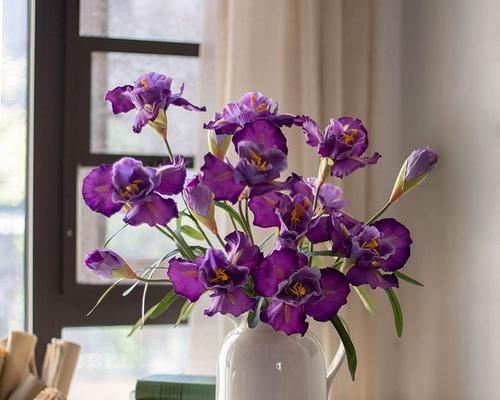 紫色永生花代表什么？紫色永生花的寓意是什么？