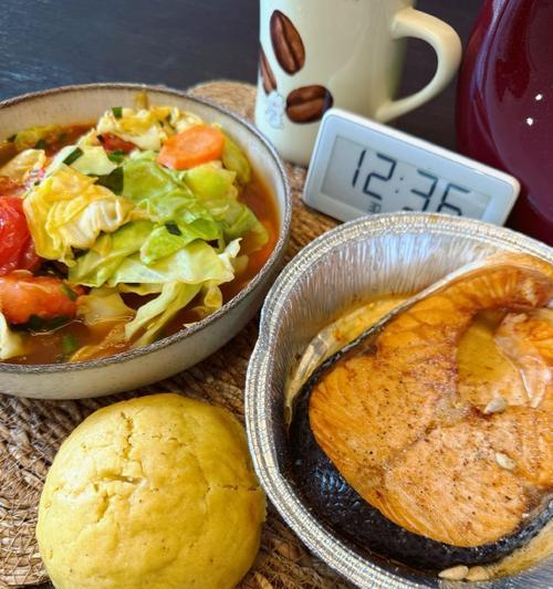 探秘牛心菜的饮食价值与烹饪方法（生吃还是煮熟？牛心包菜的五种美食做法让你惊喜不断！）