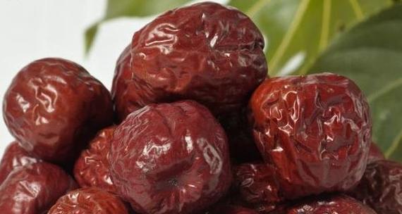 生吃枣子有什么好处?对健康有哪些益处? 生吃枣子有什么好处?对健康有哪些益处?