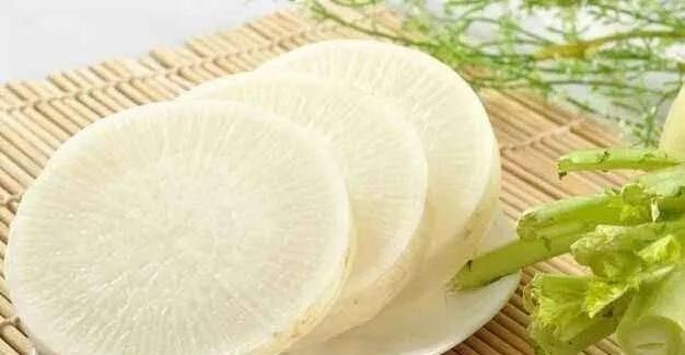 白萝卜是碳水化合物吗？它属于蔬菜还是碳水化合物？
