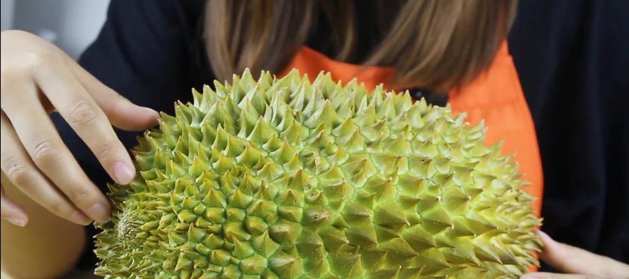 榴莲怎么挑选好吃的？掌握这些技巧轻松选到优质果肉！